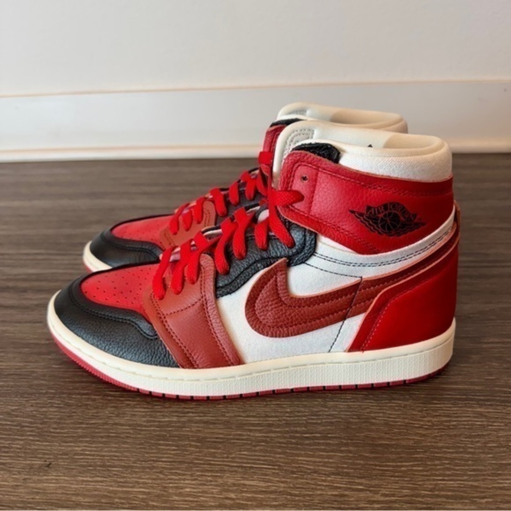 Jordan 1 High Method of Make Sport Red sz 8.5, 9, 9.5